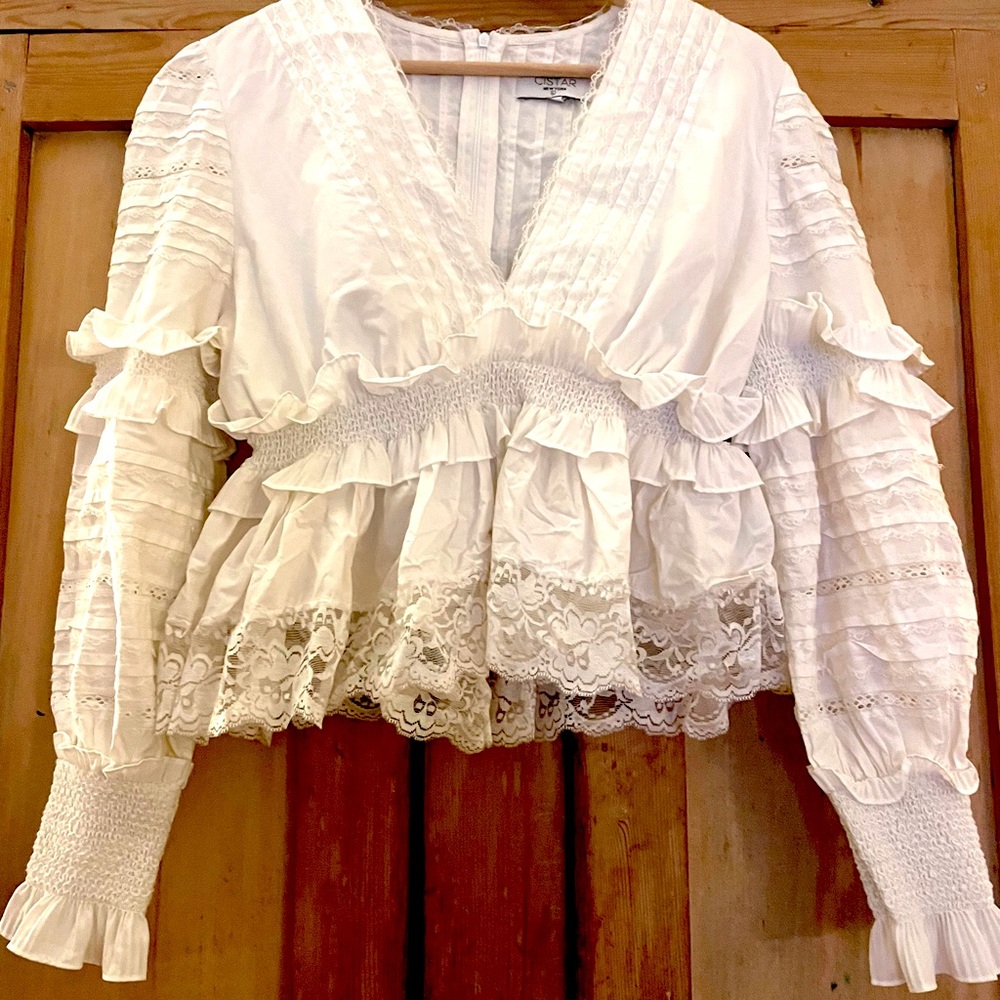 CISTAR NEW YORK WHITE RUFFLE PLEATED WAIST TOP